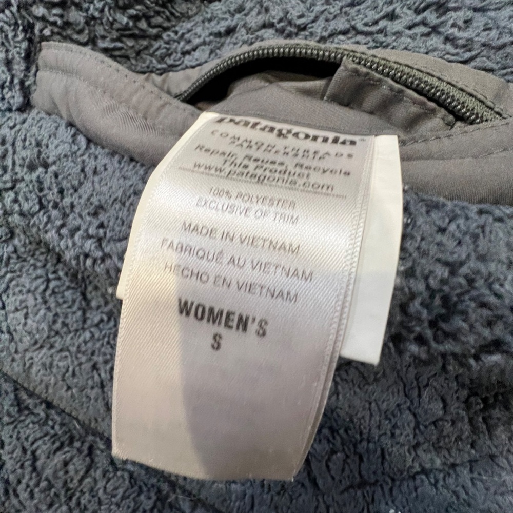 Patagonia Los Gatos Reversible Hooded Vest Gray/Blue Size S Insulated - Picture 4 of 12